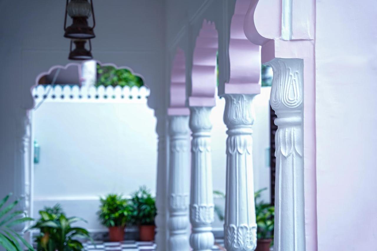 Dev Mahal - A Boutique Heritage Hotel جايبور المظهر الخارجي الصورة