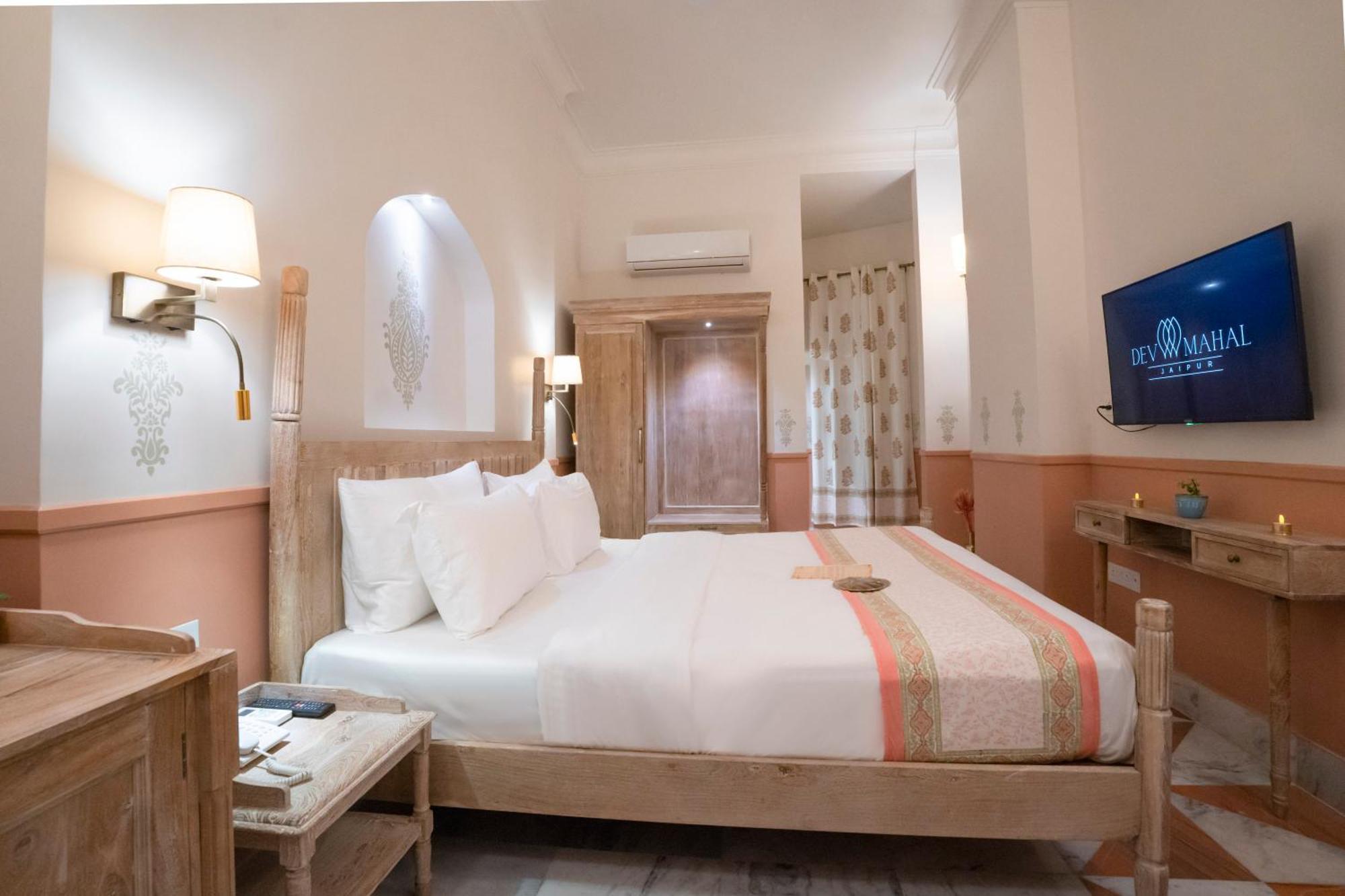 Dev Mahal - A Boutique Heritage Hotel جايبور المظهر الخارجي الصورة
