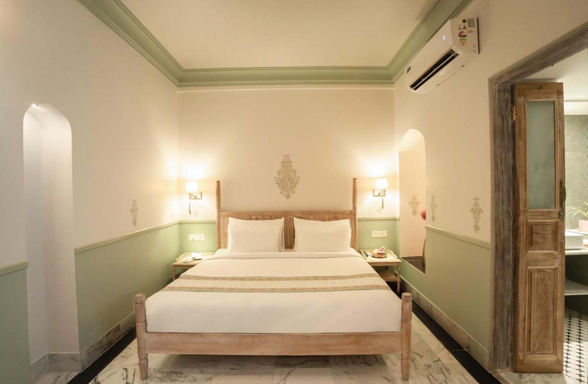 Dev Mahal - A Boutique Heritage Hotel جايبور المظهر الخارجي الصورة